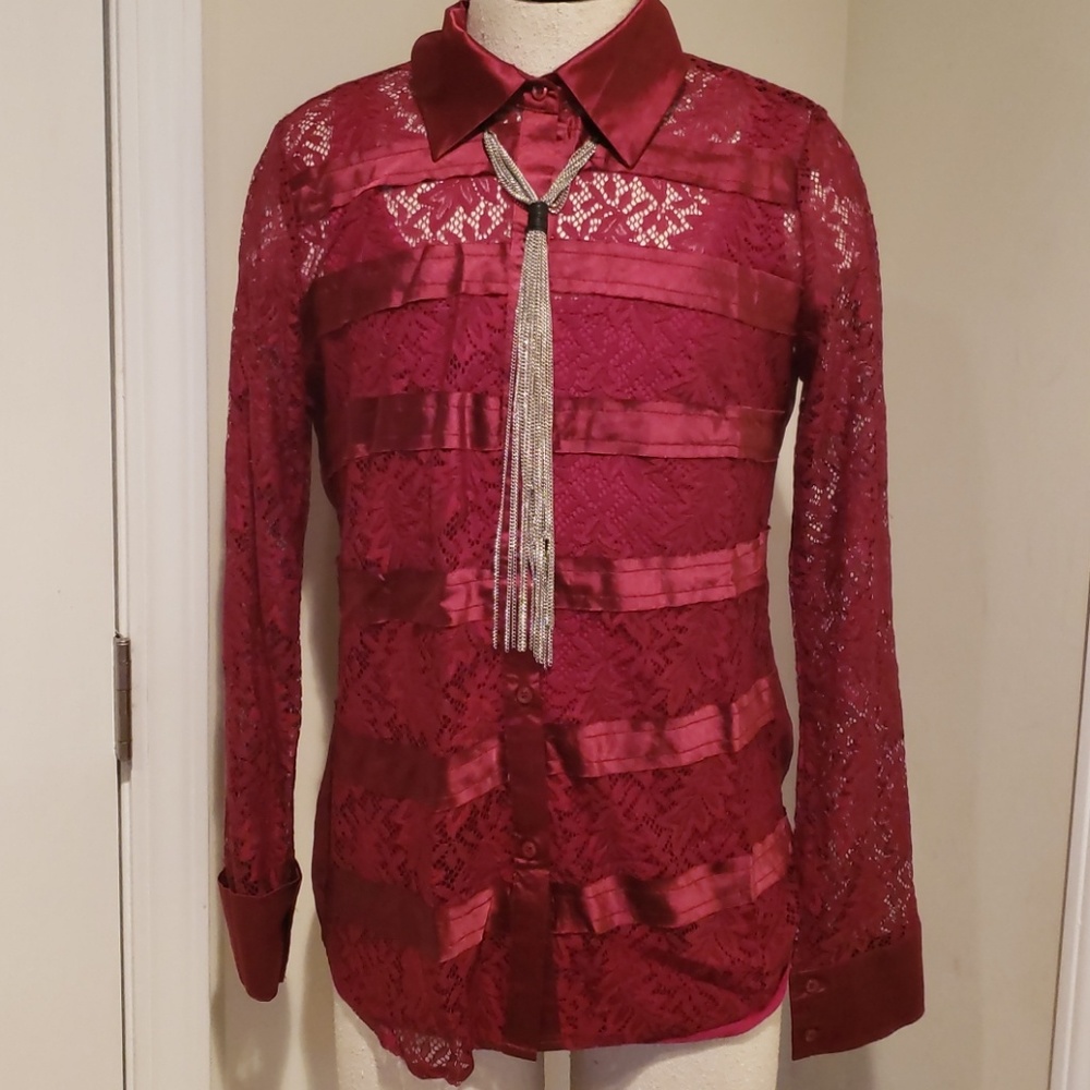 Dressy long sleeve from buckle